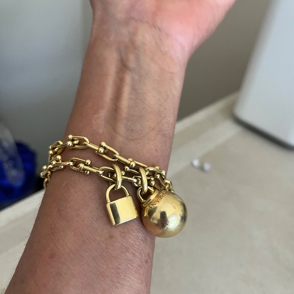 Tiffany HardWear Small Wrap Double Bracelet in 18K Yellow Gold - Picture 3 of 4